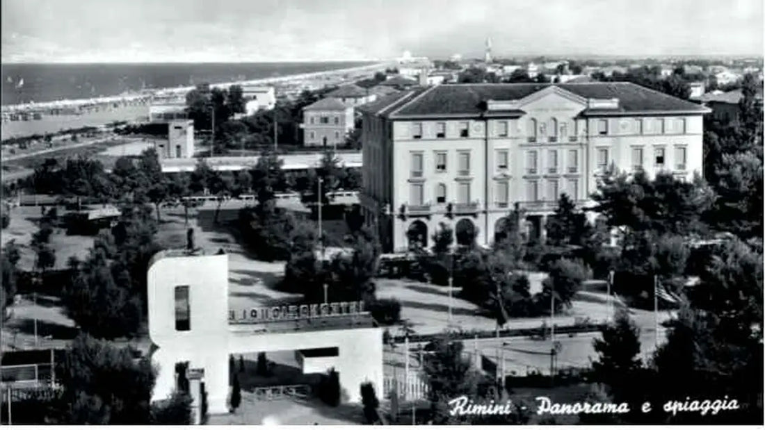 Ingresso della Fiera di Rimini in piazzale dell’Indipendenza all’inizio degli anni Cinquanta