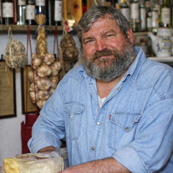 Graziano Pozzetto, autore di Panozzo Editore e studioso della cultura alimentare romagnola